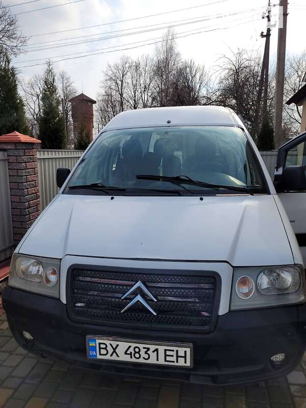 Вантажний фургон Citroen Jumpy