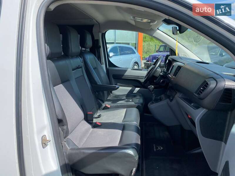 Грузопассажирский фургон Citroen Jumpy 2016 в Львове