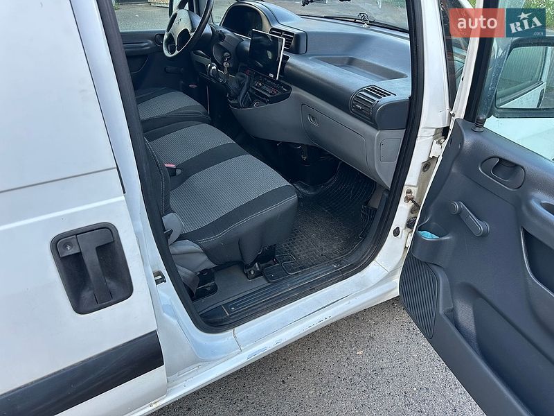 Грузовой фургон Citroen Jumpy 2006 в Бориславе