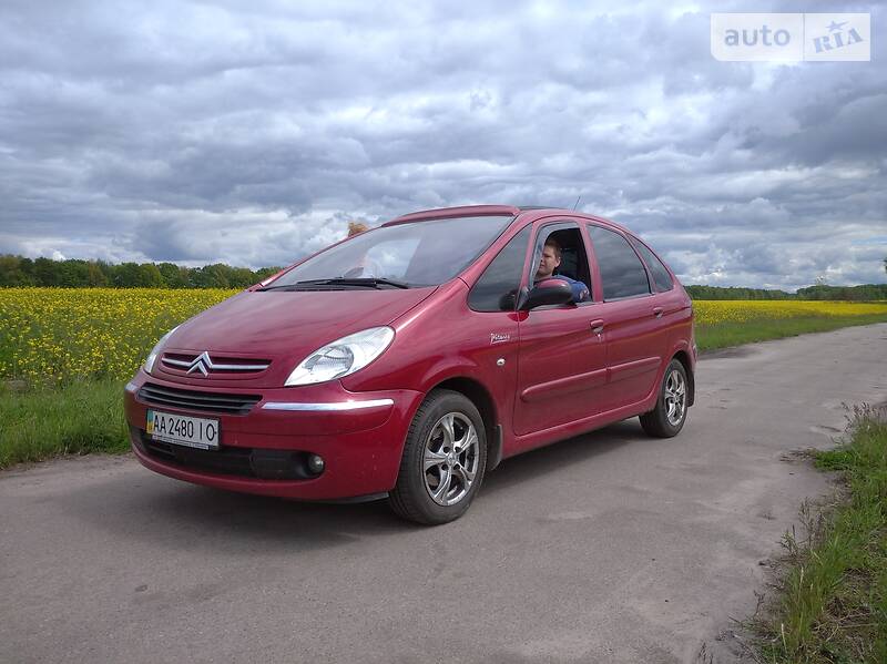 Легкові Citroen Xsara