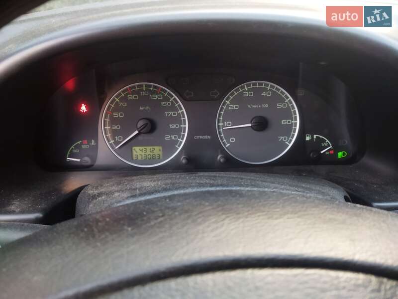 Хэтчбек Citroen Xsara