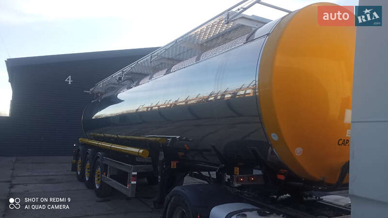 Clayton Commercial S1