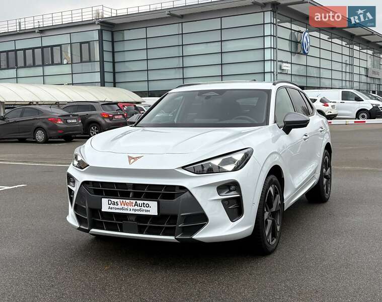 Позашляховик / Кросовер Cupra Terramar