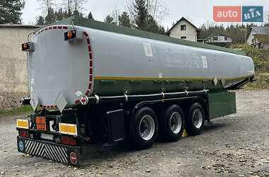 Ціни Kassbohrer Цистерна напівпричіп
