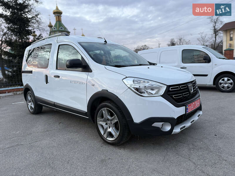 Легкові Dacia Dokker Stepway