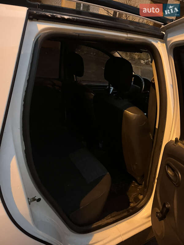 Внедорожник / Кроссовер Dacia Duster 2012 в Сумах