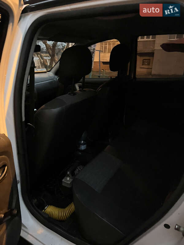 Внедорожник / Кроссовер Dacia Duster 2012 в Сумах