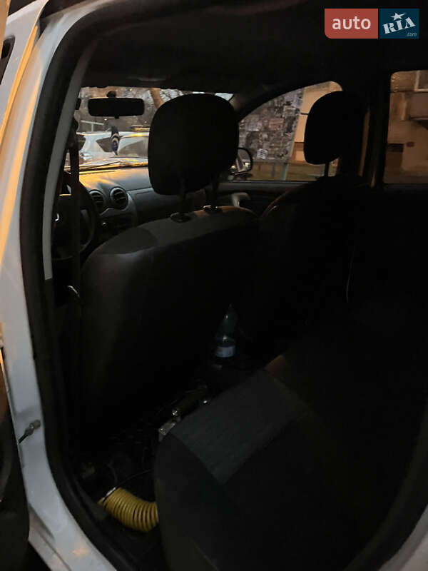 Внедорожник / Кроссовер Dacia Duster 2012 в Сумах