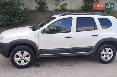 Dacia Duster  2011