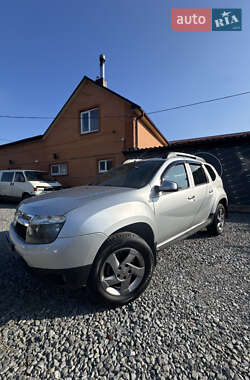 Dacia Duster  2012