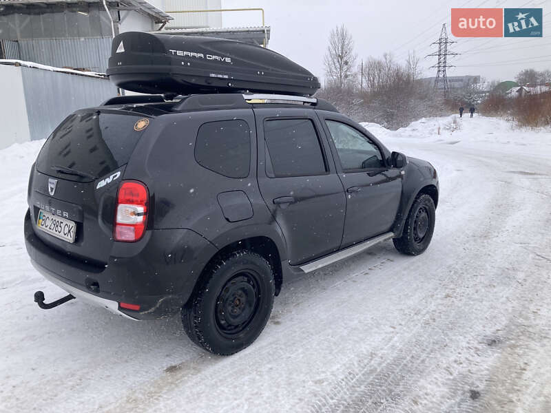 Позашляховик / Кросовер Dacia Duster