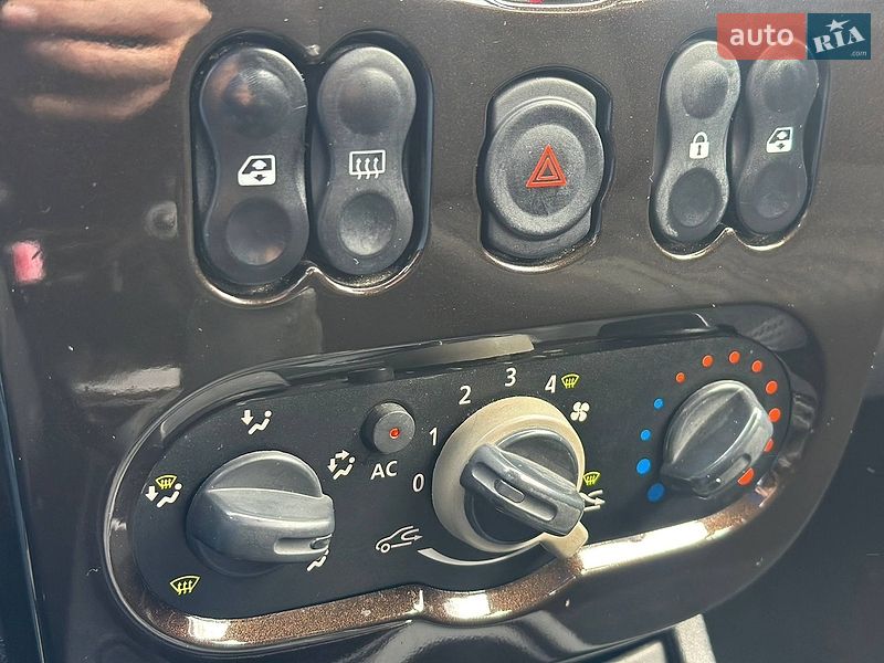 Внедорожник / Кроссовер Dacia Duster 2010 в Тернополе фото 13 Внедорожник / Кроссовер Dacia Duster 2010 в Тернополе