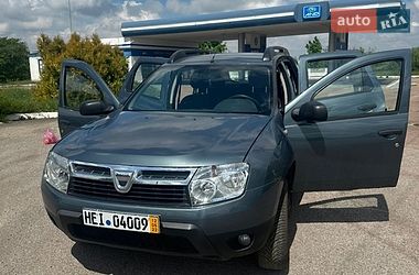 Dacia Duster  2012