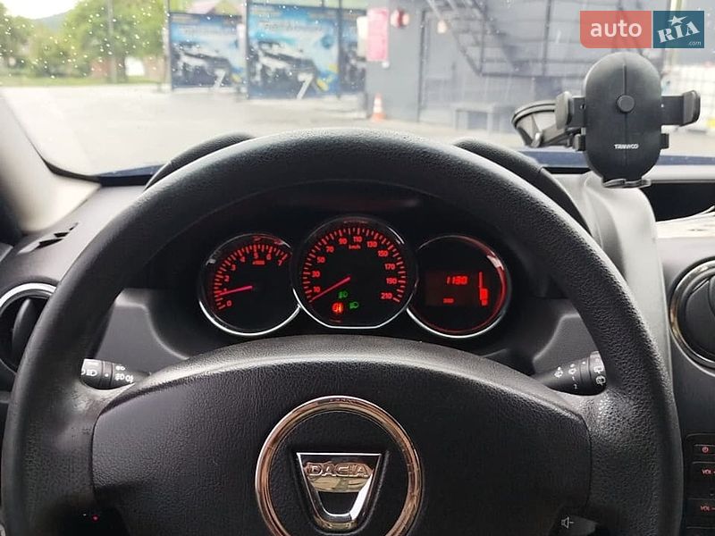 Внедорожник / Кроссовер Dacia Duster 2015 в Косове фото 10 Внедорожник / Кроссовер Dacia Duster 2015 в Косове
