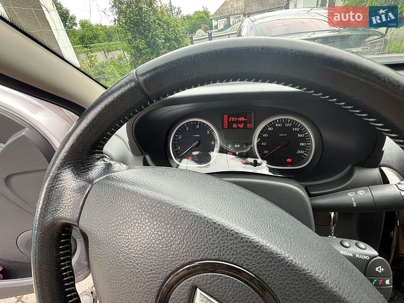 Внедорожник / Кроссовер Dacia Duster 2012 в Черновцах фото 4 Внедорожник / Кроссовер Dacia Duster 2012 в Черновцах