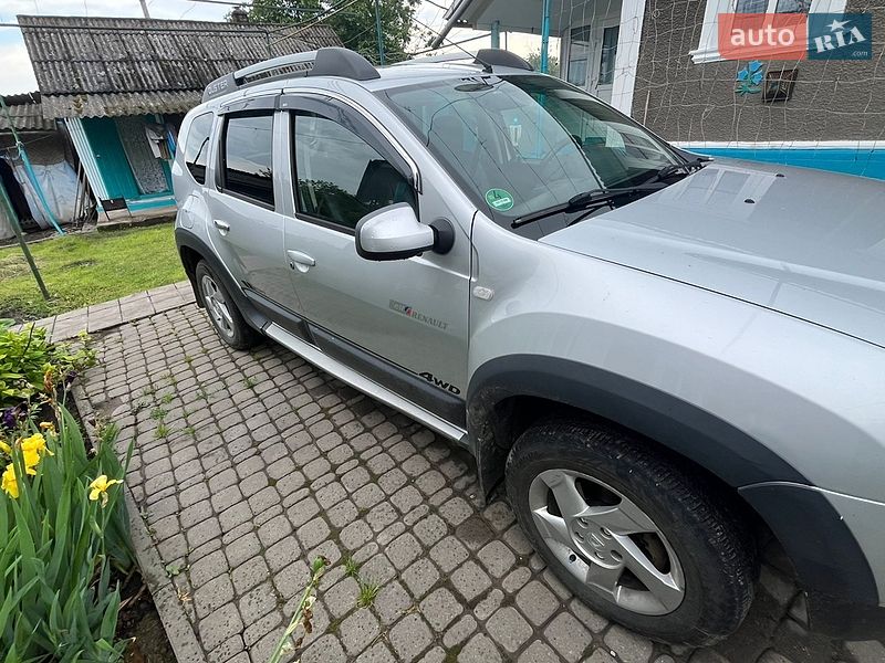 Внедорожник / Кроссовер Dacia Duster 2012 в Черновцах фото 8 Внедорожник / Кроссовер Dacia Duster 2012 в Черновцах