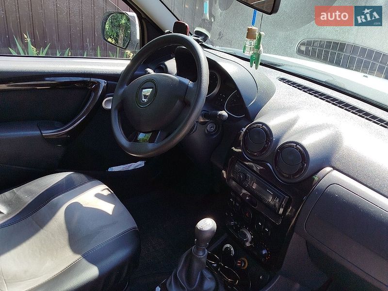 Внедорожник / Кроссовер Dacia Duster 2011 в Александрие