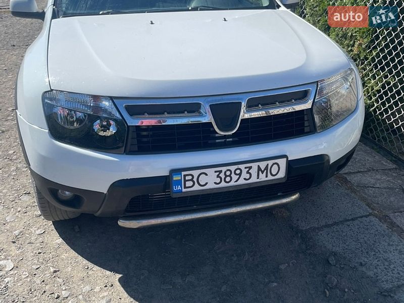 Dacia Duster 2011