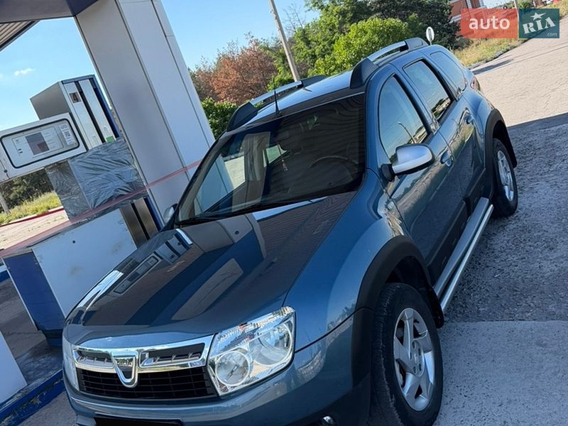 Dacia Duster 2012