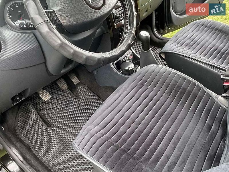 Внедорожник / Кроссовер Dacia Duster 2012 в Ратным