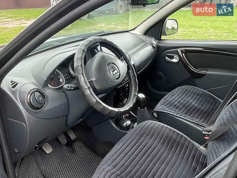 Внедорожник / Кроссовер Dacia Duster 2012 в Ратным