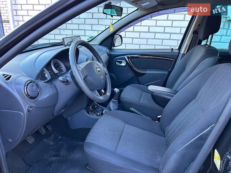 Внедорожник / Кроссовер Dacia Duster 2011 в Полтаве