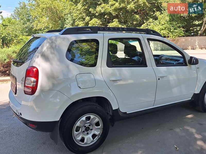 Позашляховик / Кросовер Dacia Duster 2014 в Івано-Франківську