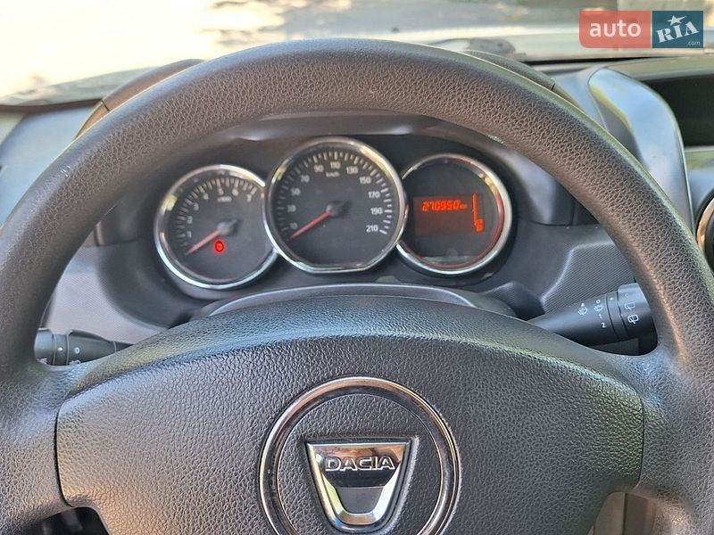 Позашляховик / Кросовер Dacia Duster 2014 в Івано-Франківську