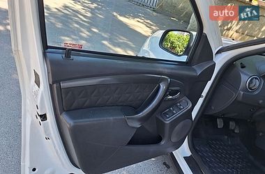 Позашляховик / Кросовер Dacia Duster 2014 в Івано-Франківську