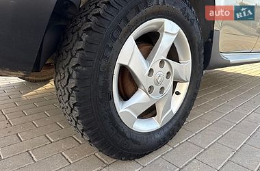 Внедорожник / Кроссовер Dacia Duster 2011 в Луцке