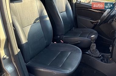 Внедорожник / Кроссовер Dacia Duster 2011 в Луцке