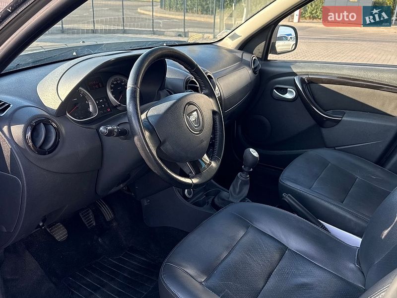 Внедорожник / Кроссовер Dacia Duster 2011 в Луцке