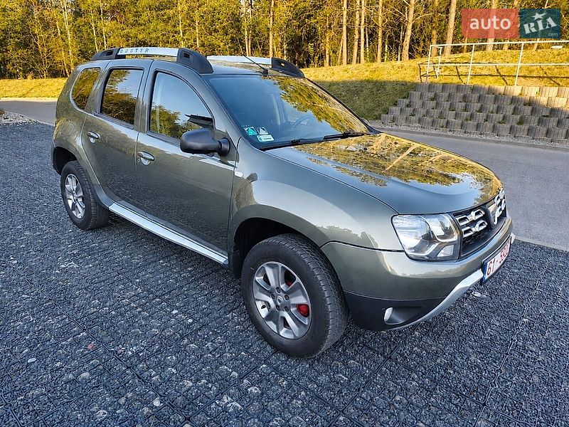 Внедорожник / Кроссовер Dacia Duster 2015 в Мене