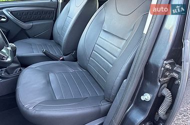 Внедорожник / Кроссовер Dacia Duster 2015 в Луцке