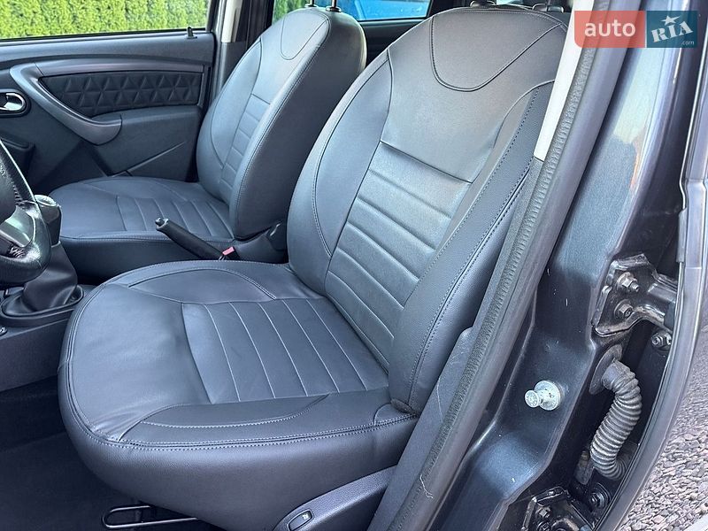 Внедорожник / Кроссовер Dacia Duster 2015 в Луцке