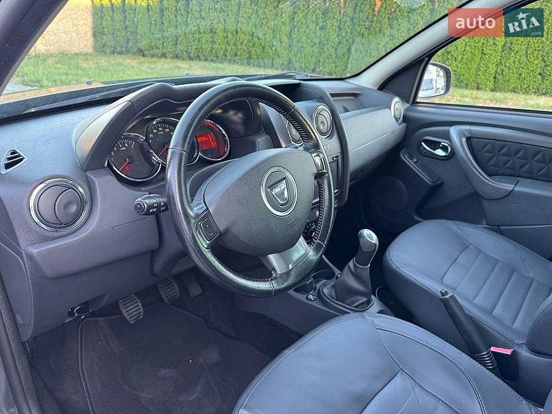 Внедорожник / Кроссовер Dacia Duster 2015 в Луцке