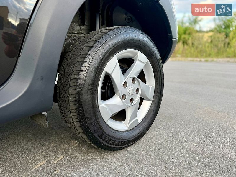 Внедорожник / Кроссовер Dacia Duster 2013 в Тернополе