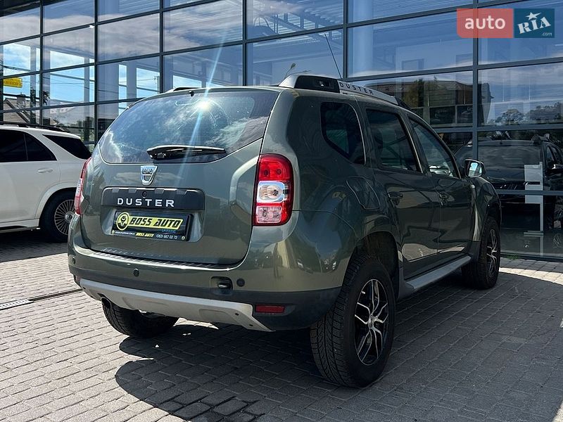 Позашляховик / Кросовер Dacia Duster 2015 в Івано-Франківську
