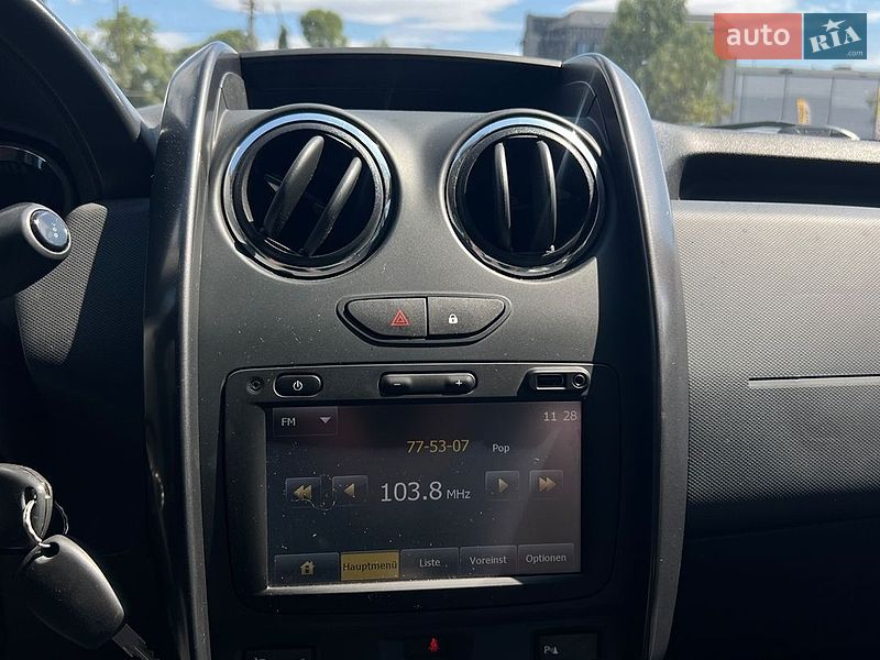 Позашляховик / Кросовер Dacia Duster 2015 в Івано-Франківську