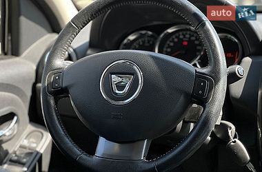 Позашляховик / Кросовер Dacia Duster 2015 в Івано-Франківську