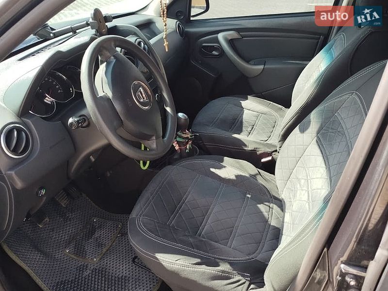 Позашляховик / Кросовер Dacia Duster 2015 в Косові фото 13 Позашляховик / Кросовер Dacia Duster 2015 в Косові