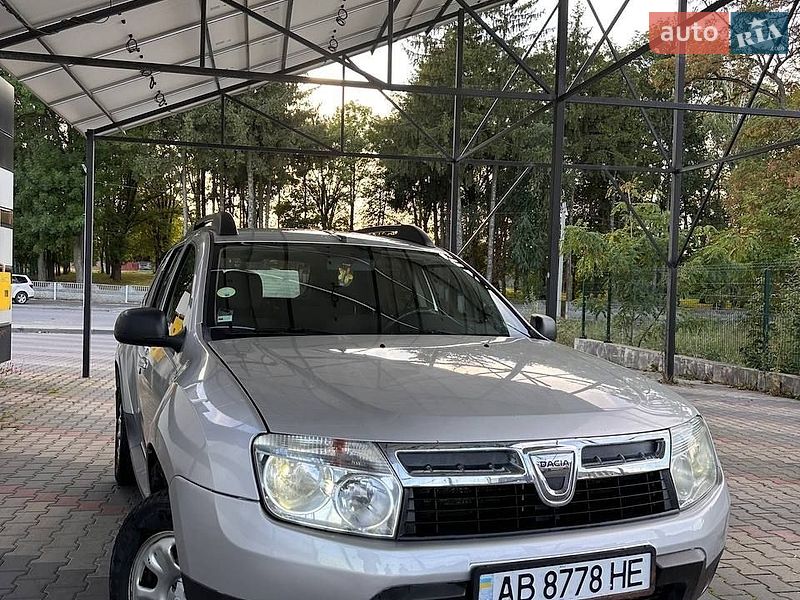 Dacia Duster 2011