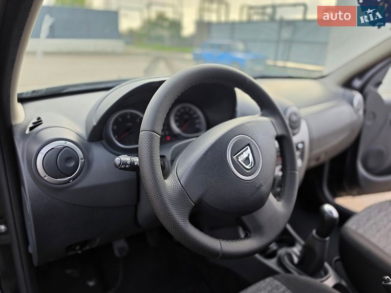 Позашляховик / Кросовер Dacia Duster 2012 в Луцьку фото 27 Позашляховик / Кросовер Dacia Duster 2012 в Луцьку