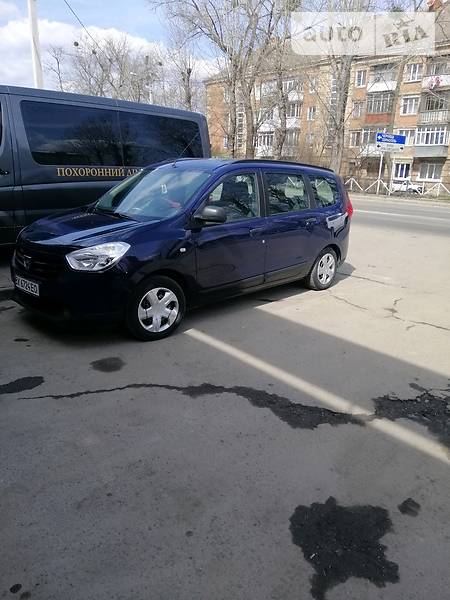 Универсал Dacia Lodgy