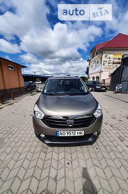 Dacia Lodgy  2012