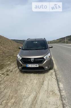 Dacia Lodgy  2012