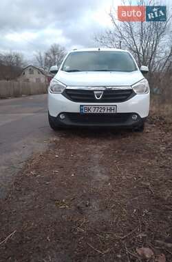 Dacia Lodgy  2012