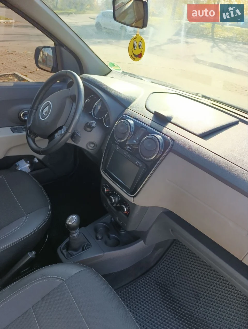 2013 Dacia Lodgy - мініатюра 5