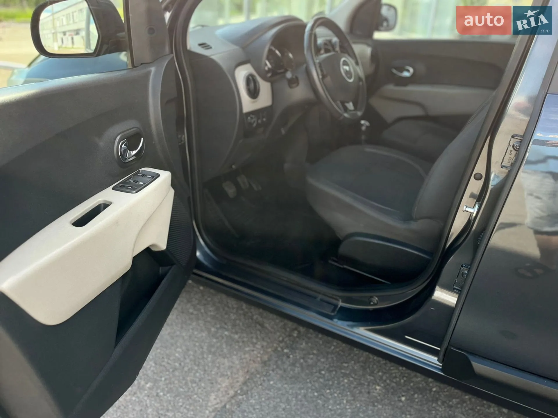 Dacia Lodgy 2012 VIN UU1JSDAC646979731 фото оголошення 12 з 25
