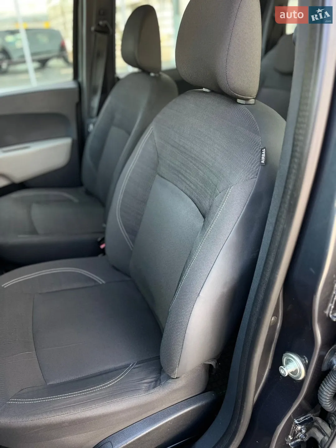 Dacia Lodgy 2012 VIN UU1JSDAC646979731 фото оголошення 14 з 25